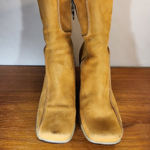 Timberland Original Yellow Waterproof Boots Women (8.5) - Picture 2 of 15